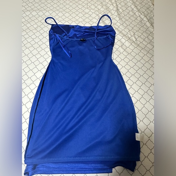 Windsor, Beautiful electric blue dress like new, size 4 - Picture 3 of 5